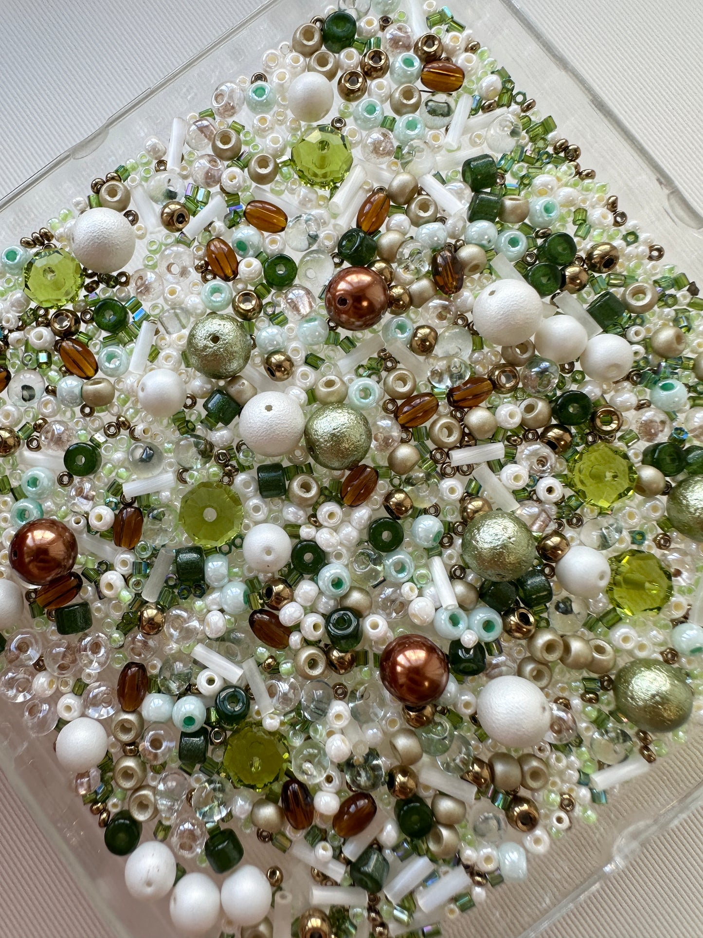 Mixed beads soup 50g/beads mix/Avocado Green