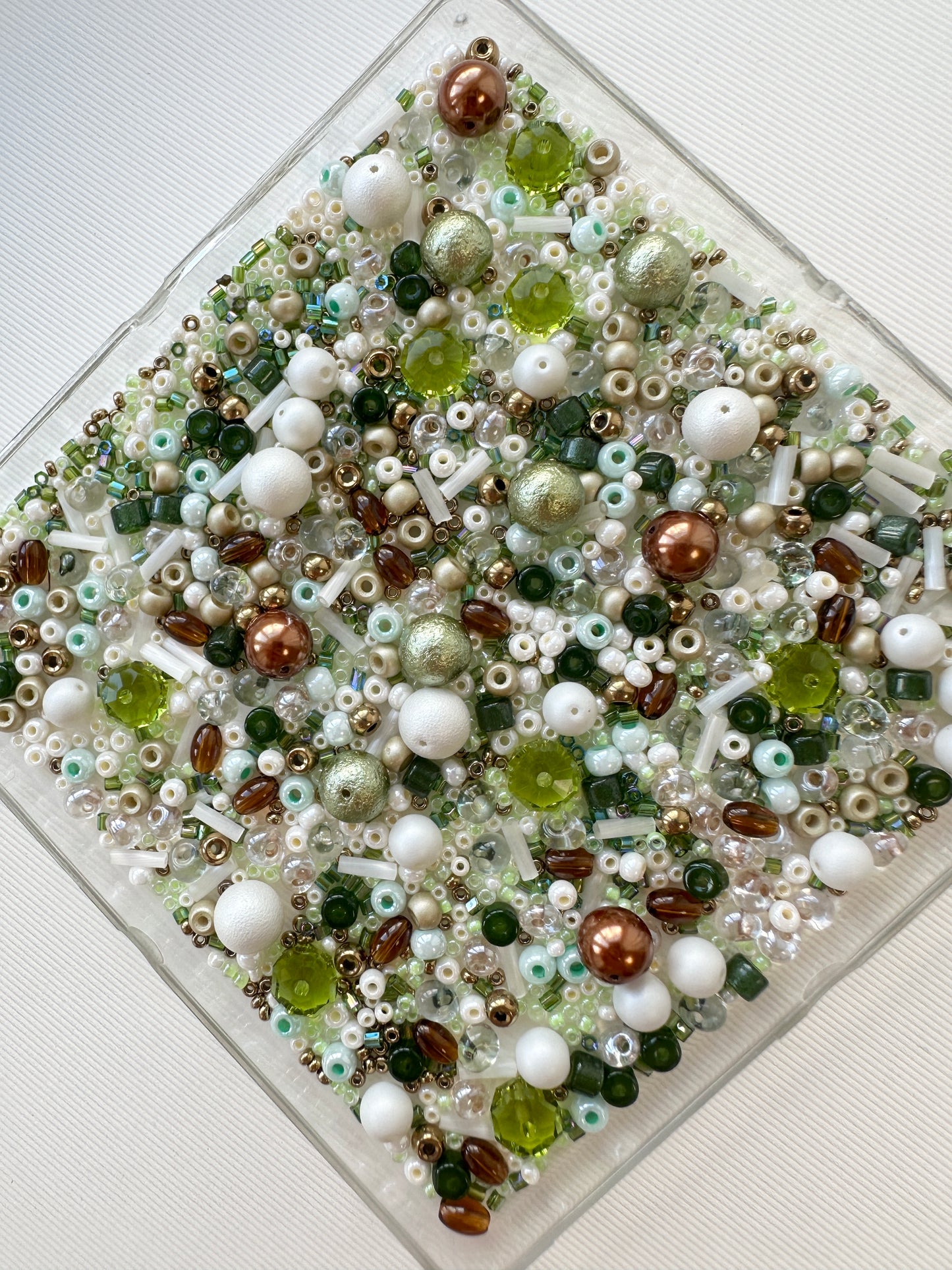 Mixed beads soup 50g/beads mix/Avocado Green