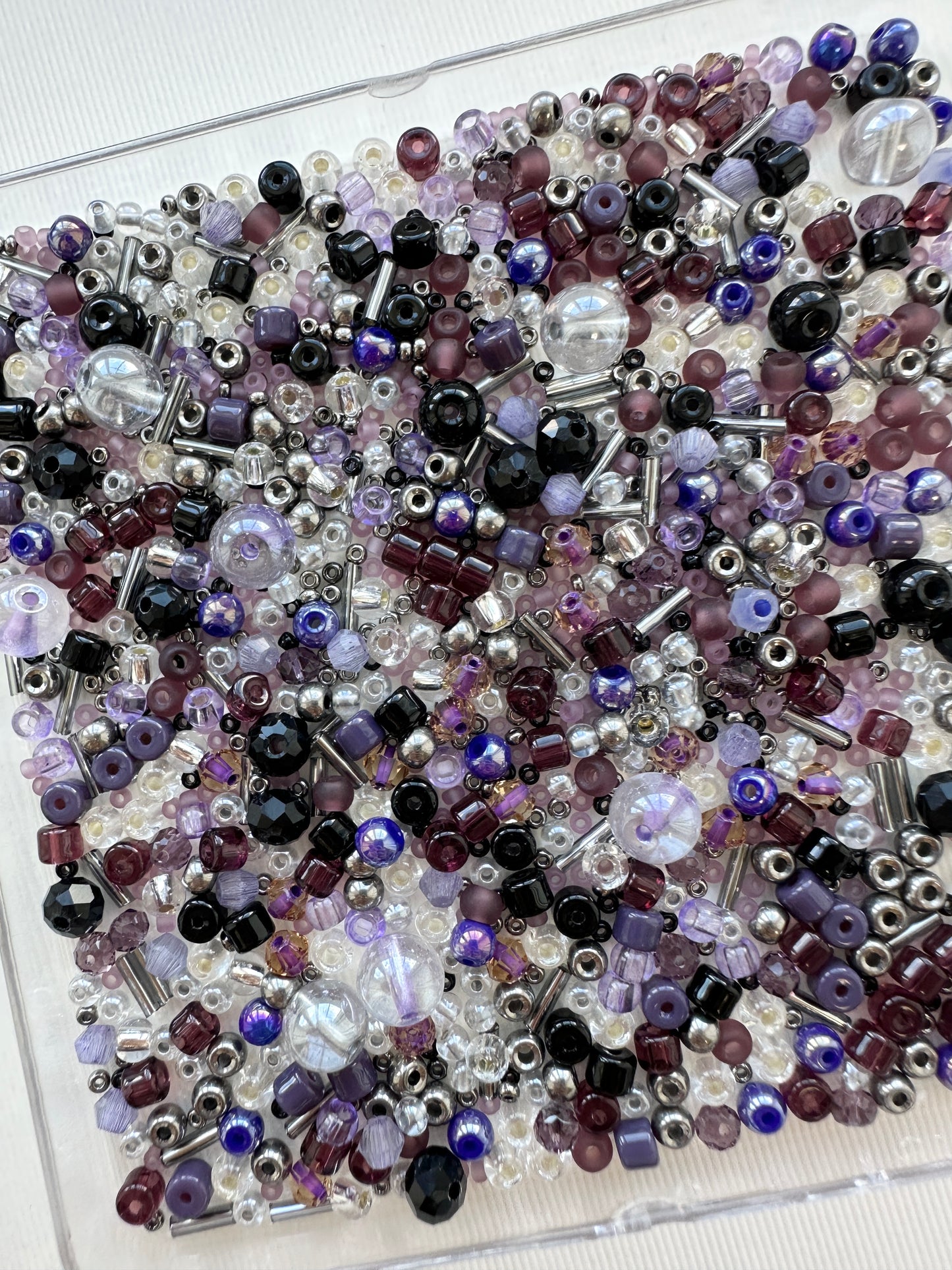 Mixed Bead Soup 50g/beads mix/Purple and Lilac