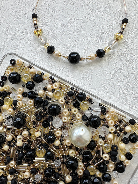 Mixed bead soup 50g/black and golden beads