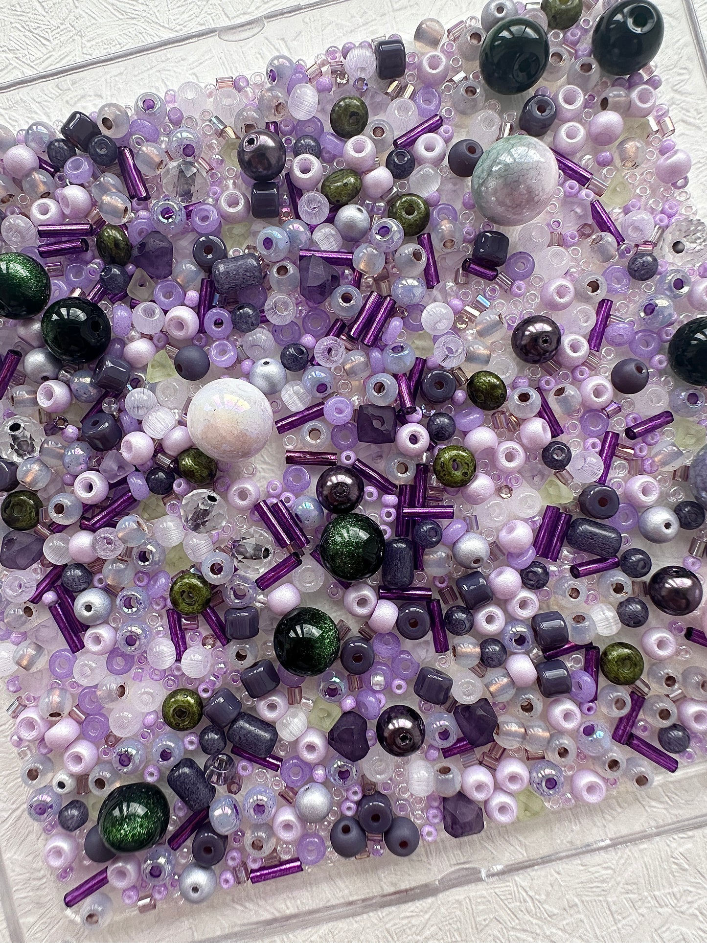 Mixed bead soup 50g/purple and dark green