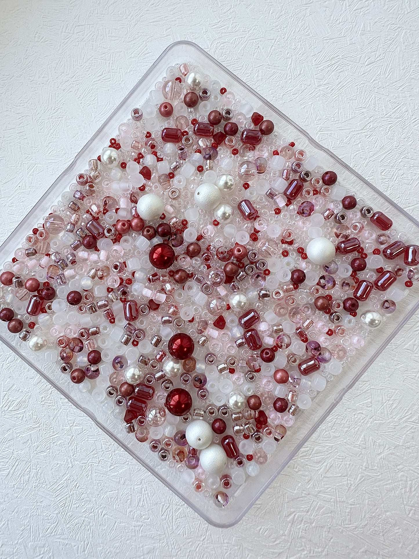 Beads mix 50g/mixed bead soup/red and white/assorted beads for crafting