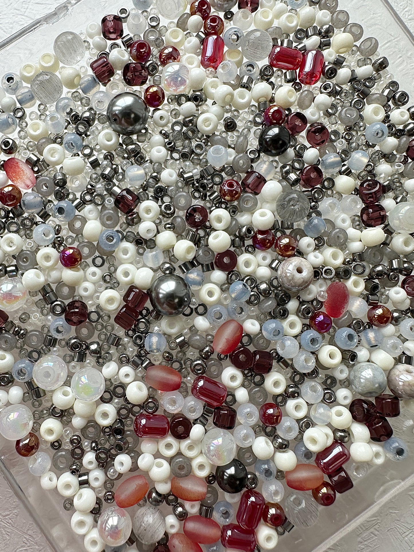 Mixed bead soup 50g/grey and burgundy