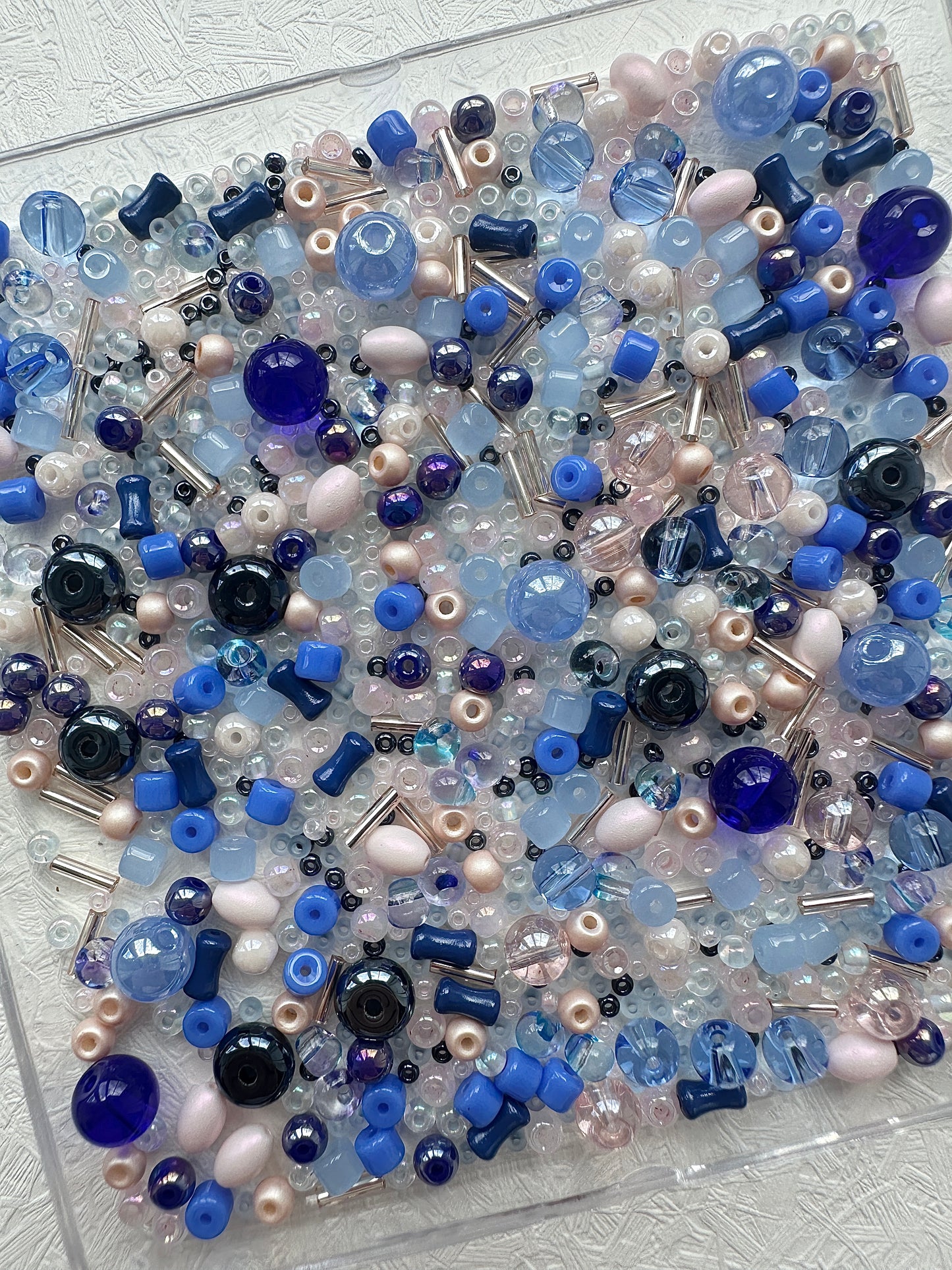 Beads Mix 50g/mixed bead soup/Navy and Rose
