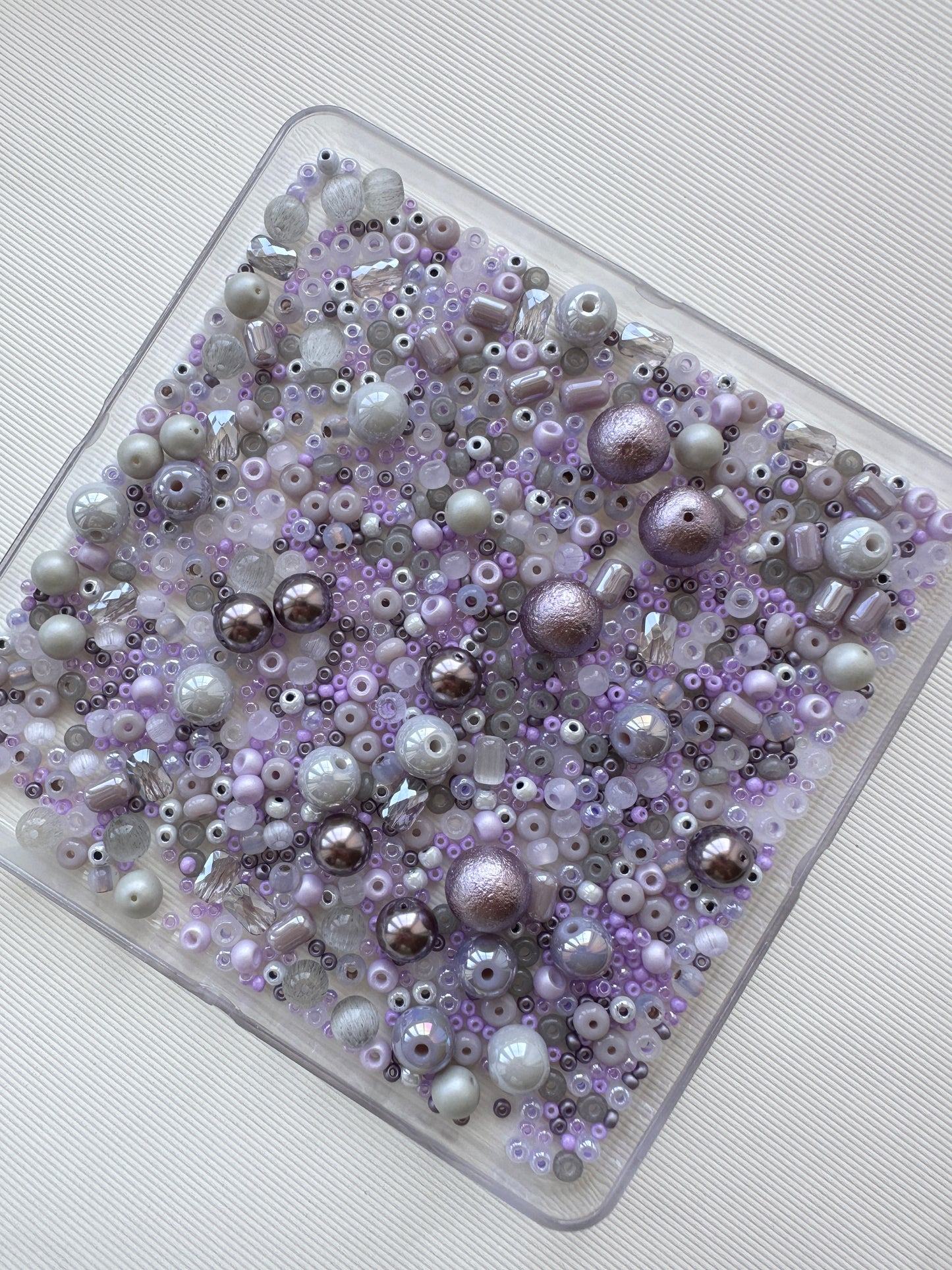 Beads mix 50g/Lilac and grey