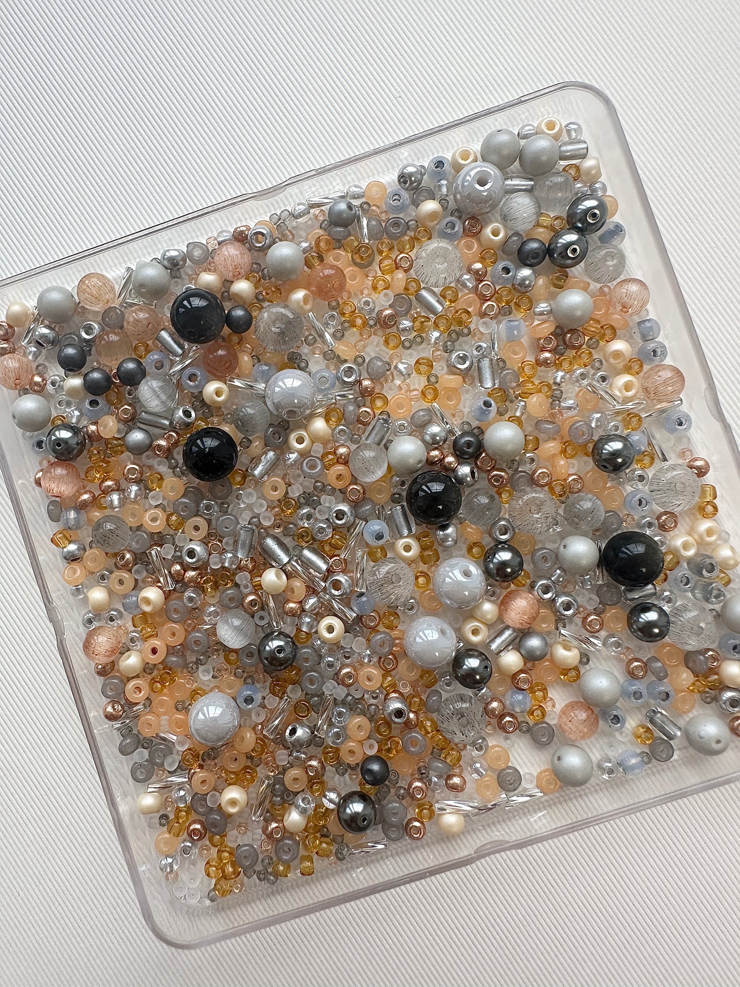 Beads Mix 50g/mixed bead soup/Grey and Apricot