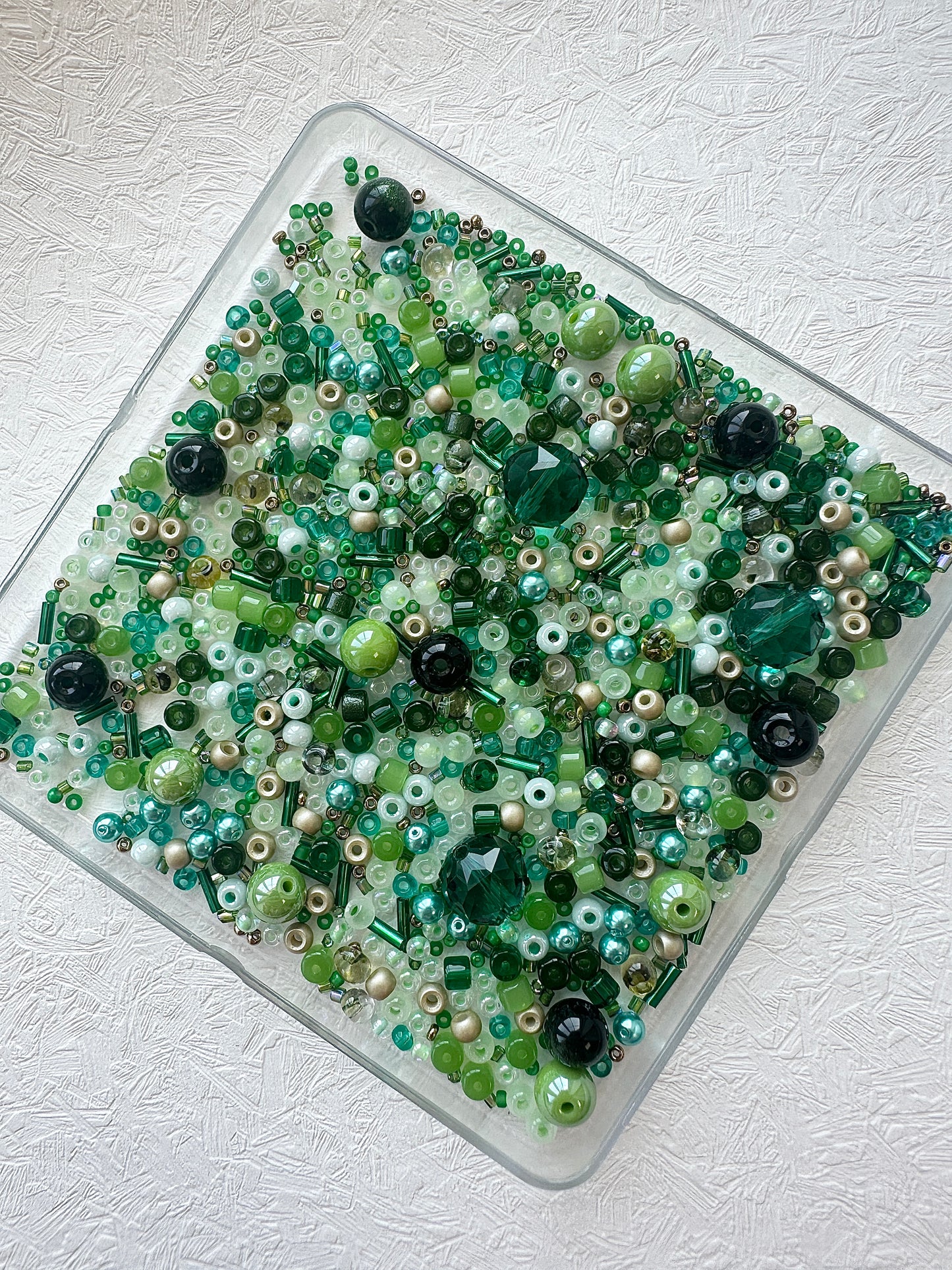 Mixed bead soup 50g/dark green