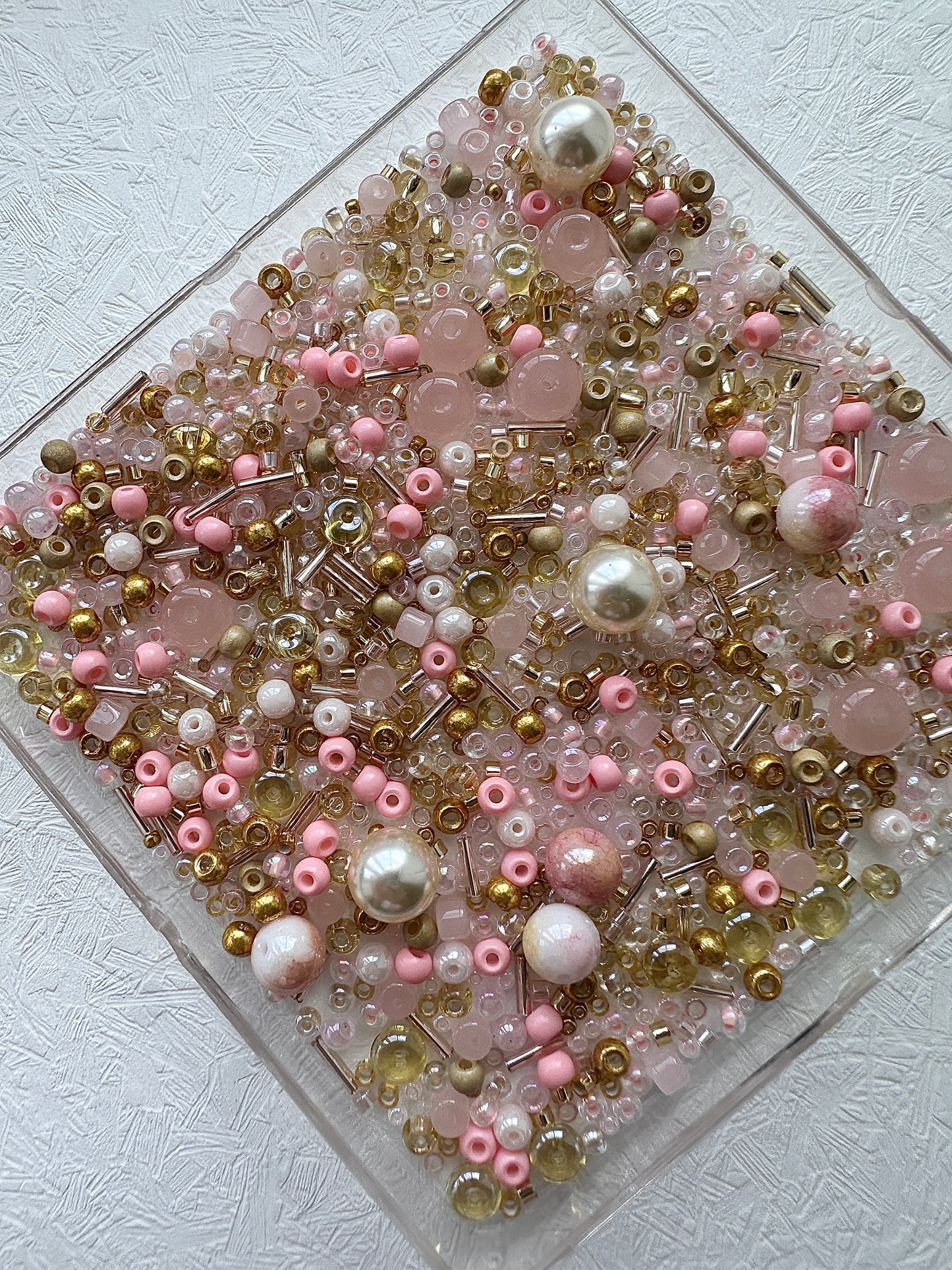 Mixed Beads Soup 50g / Pink and Golden