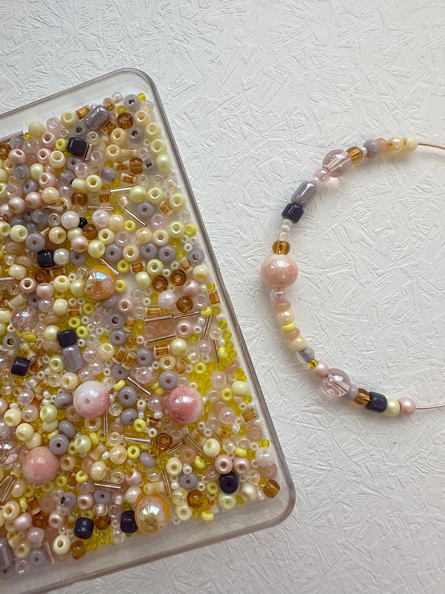 Mixed beads Soup 50g/ Yellow and Rose