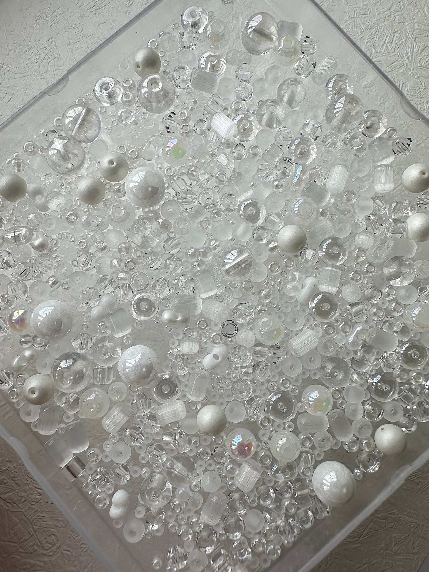 Mixed Bead Soup 50g/White and Clear