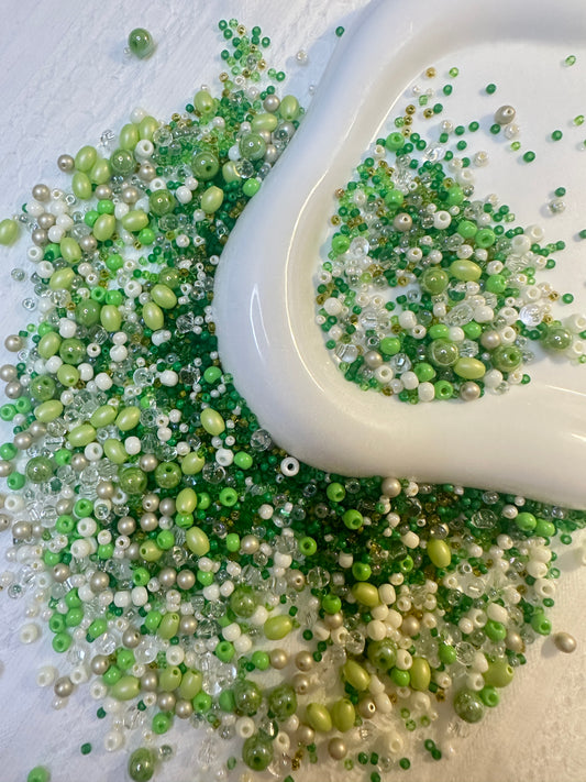 Calming Green 50/100g Mixed Beads