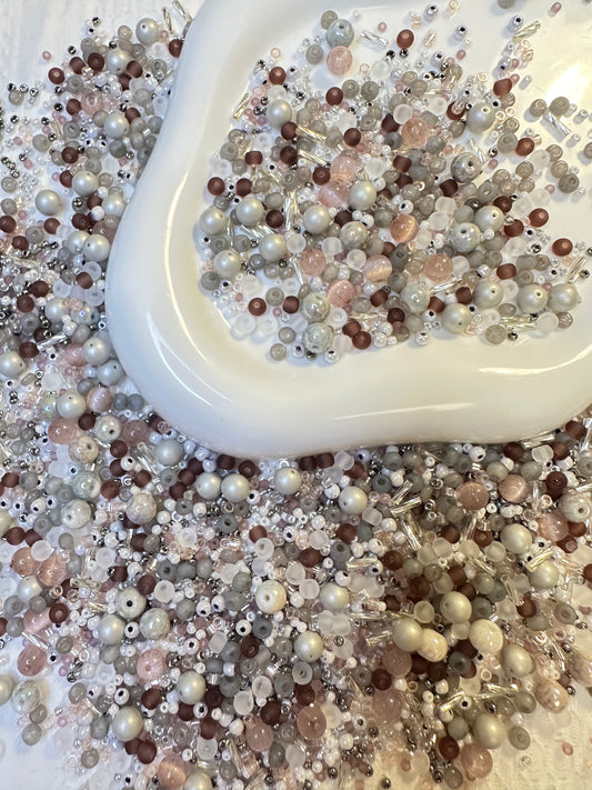 Moonlight Lavender 50/100g Mixed Beads