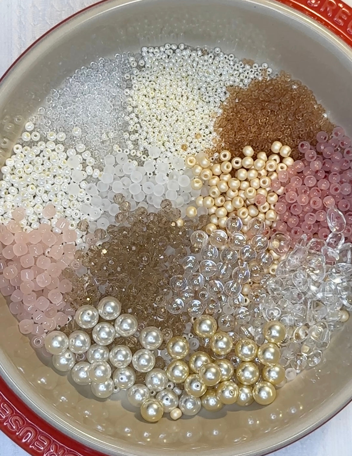 Champagne Cream 50/100g Mixed Beads