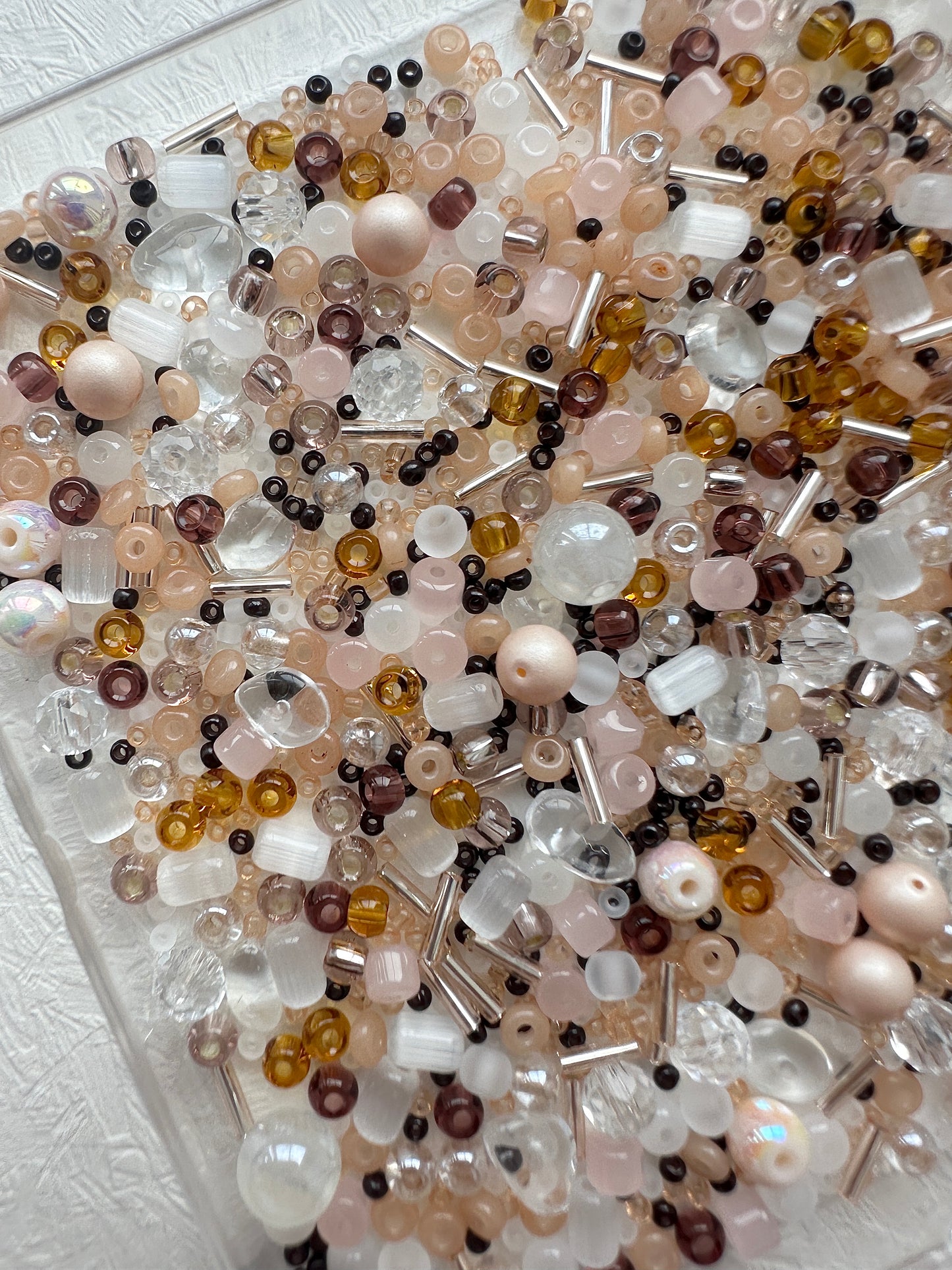 Beads Mixes 50g/Beige and Rose