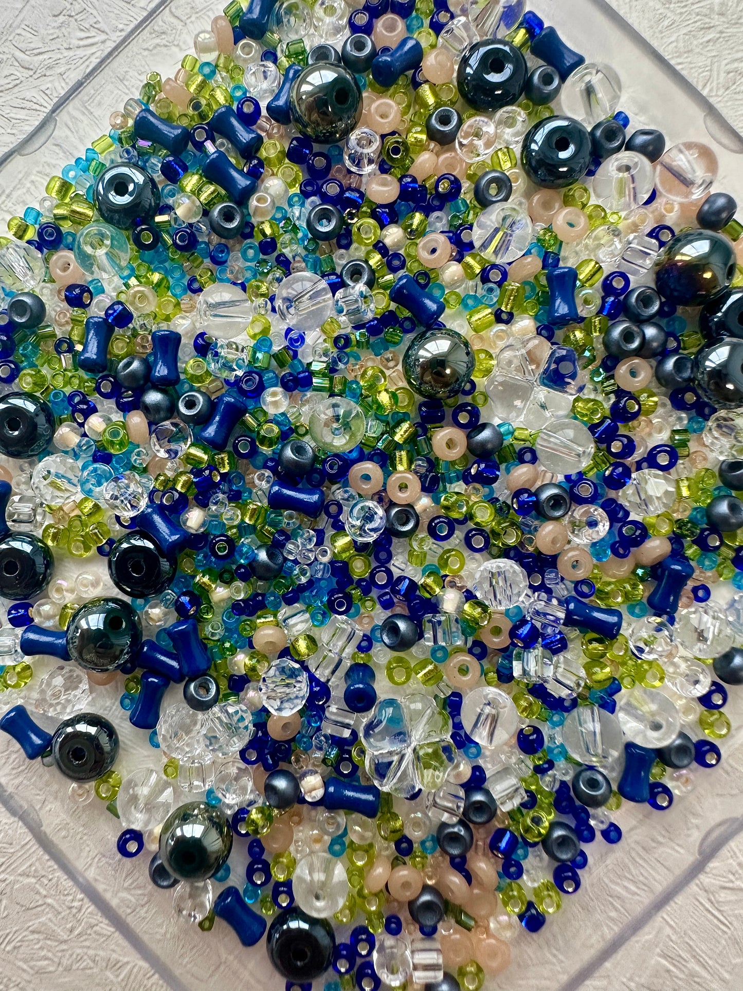 Beads mixes 50g-Navy and green
